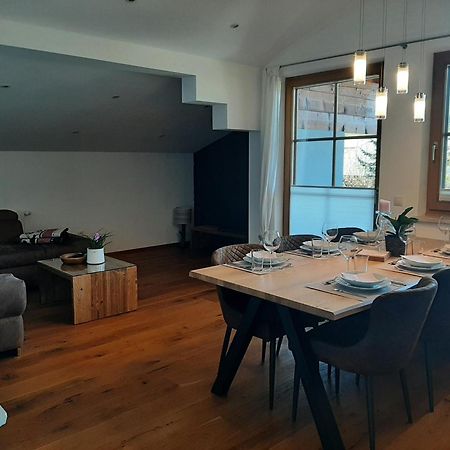 Appartement Ебен им Понгау Екстериор снимка